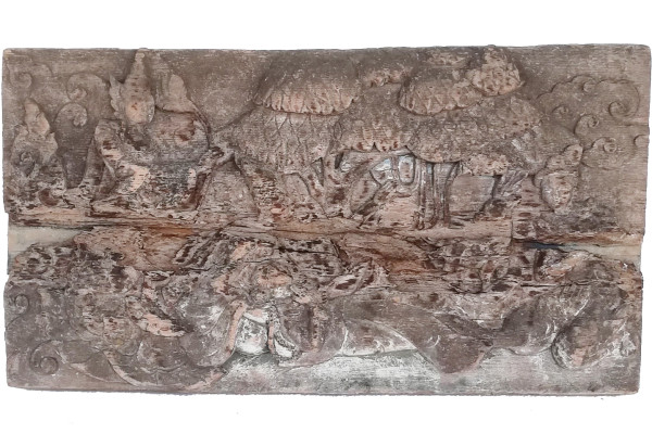 Ancien panneau sculpté en bois. Birmanie