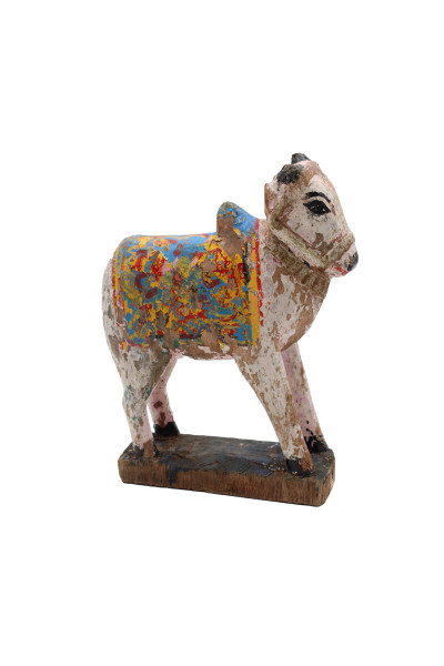 Ancien petite vache sacrée en bois. Inde