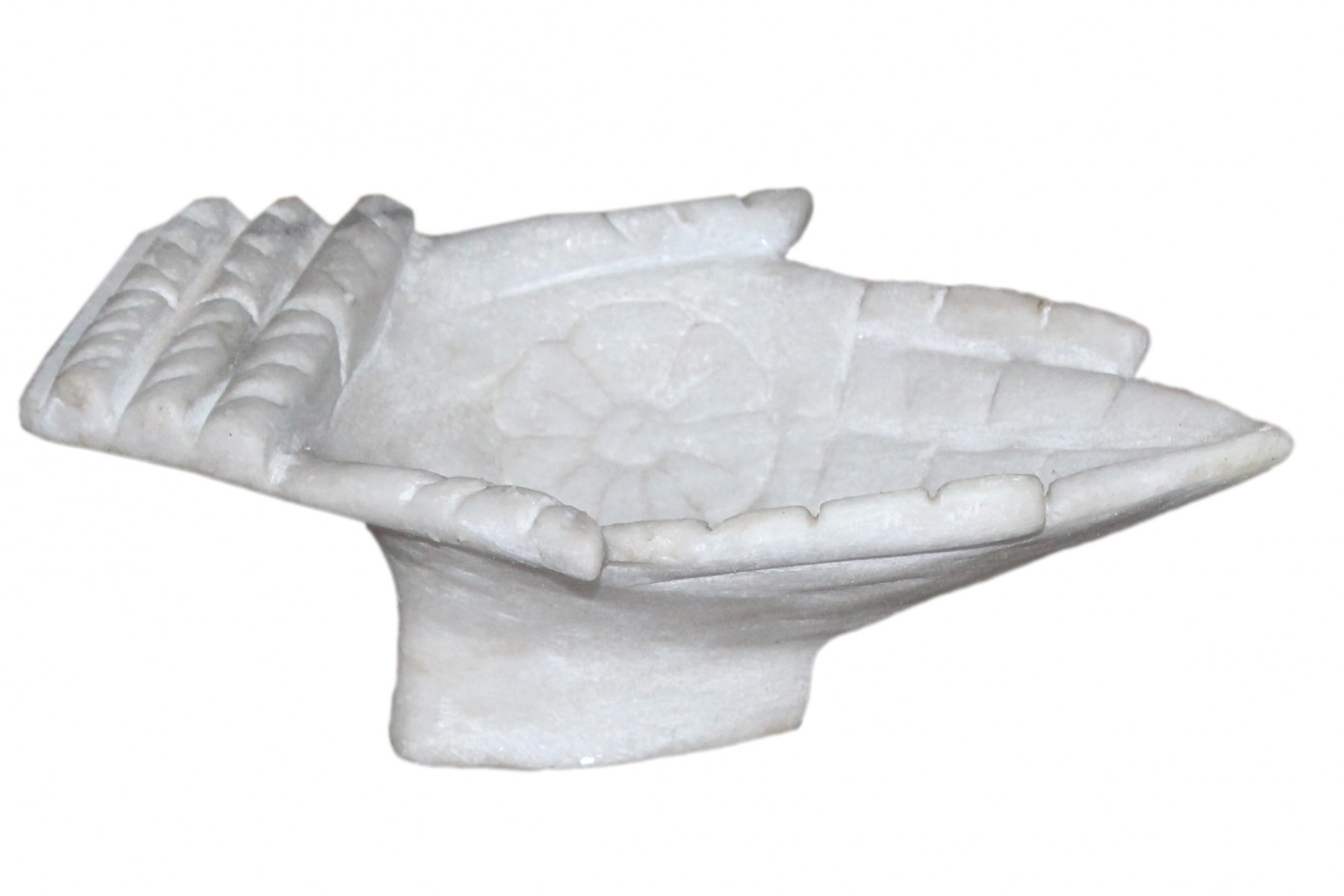 Petit plat en marbre blanc en forme de mains. Inde 1