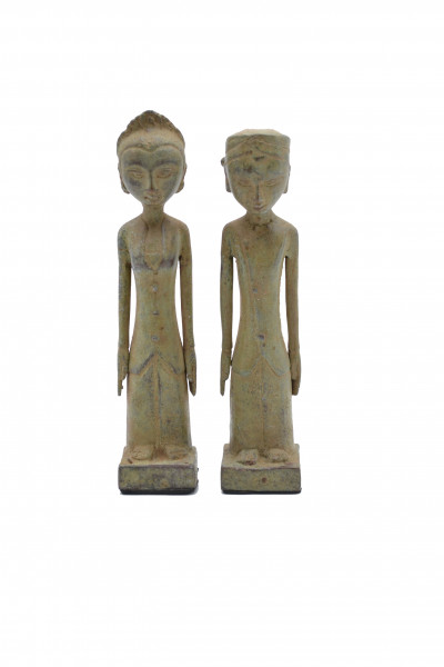 Set de 2 statuettes Lorobloyo en bronze oxydé.Indonésie